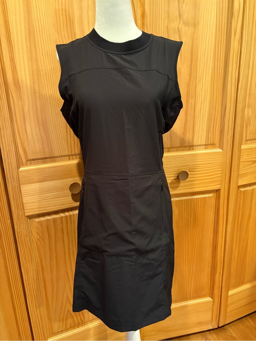 Eddie Bauer Maya Active Dress women’s M black